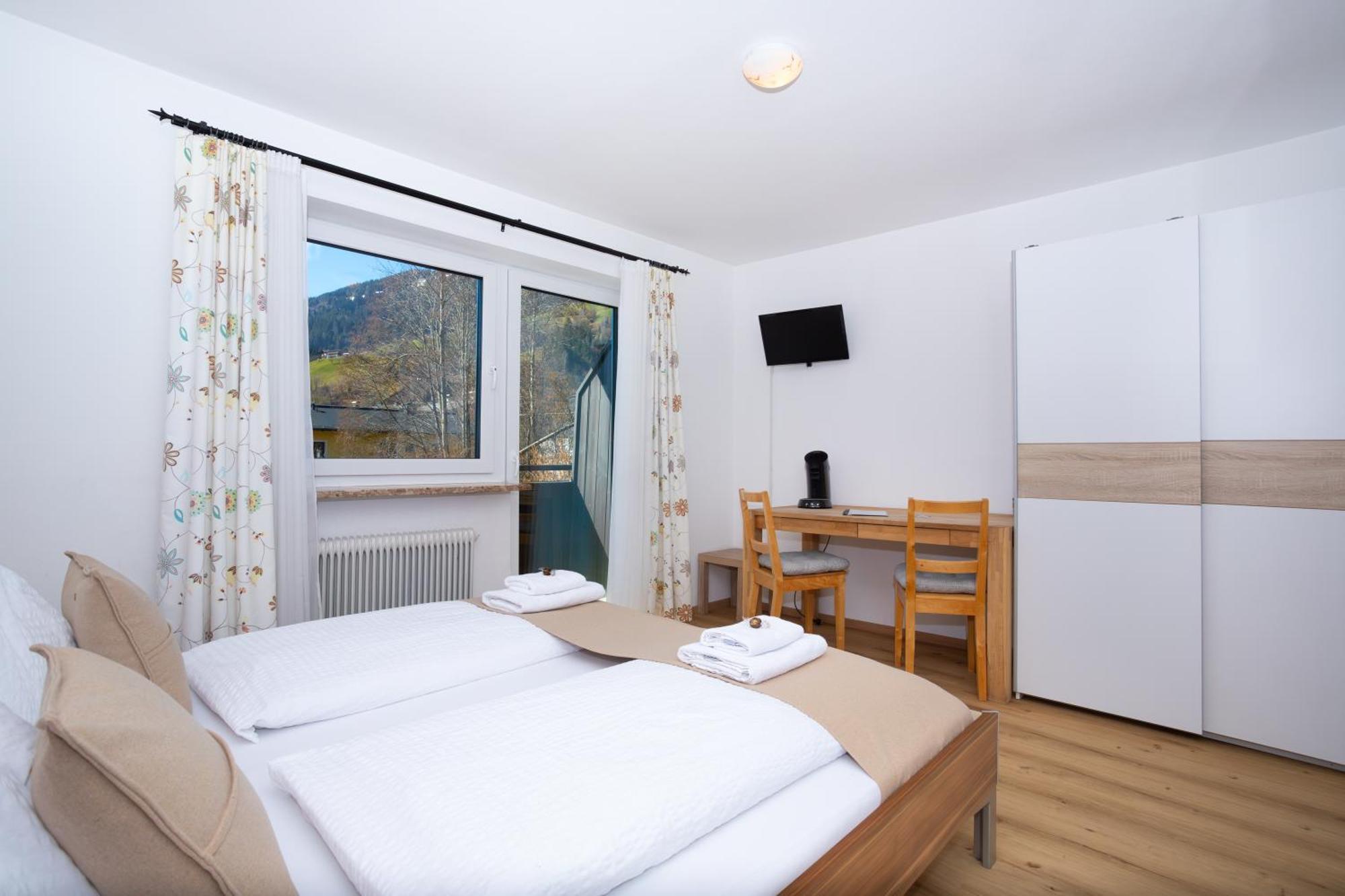 Ferienwohnung Haus Alpina Zell am See Exterior foto